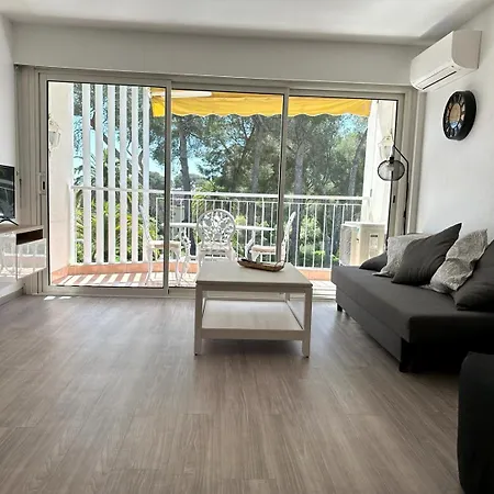 Le Boreal Bord De Avec Piscine * Saint-Raphaël